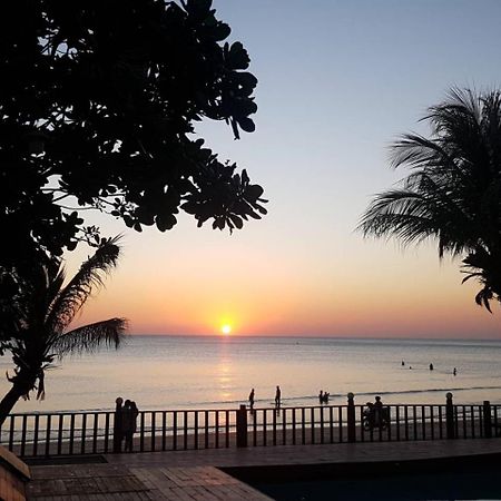 Smile Beach Boutique Resort Chao Lao Beach Exterior foto